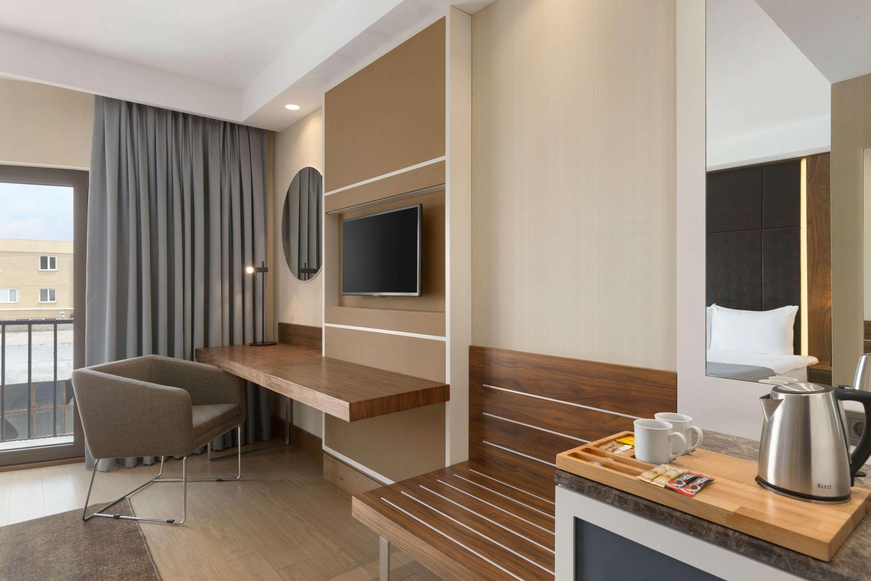 Ramada By Wyndham Istanbul Florya Hotel Exterior foto